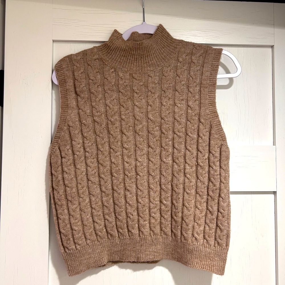 Brown entro sweater vest size medium